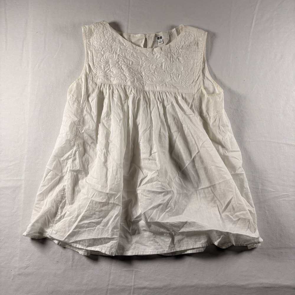 UNIQLO SLEEVELESS BLOUSE DETAILED EMBROIDERED PANEL BEIGE SIZE SMALL